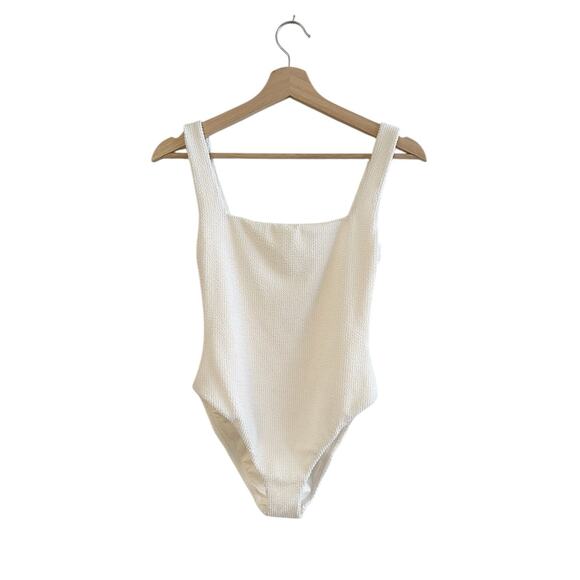 Show Me Your Mumu The Scrunch One Piece in Ivory Scrunch S - Picture 3 of 6